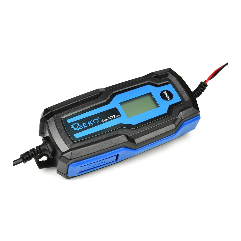 GEKO Acculader met LCD-display 6/12 V 4 A